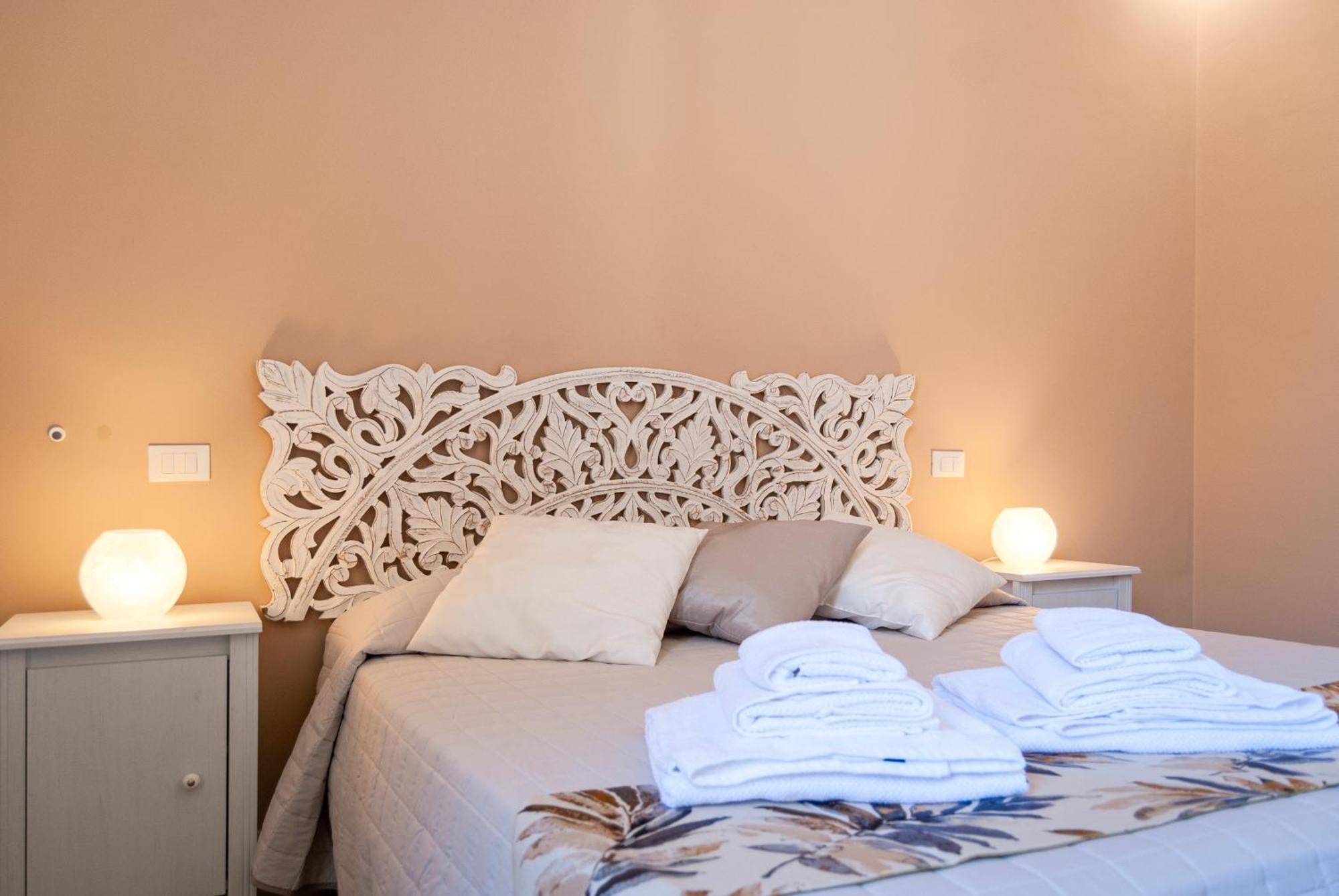 La Pigna Bianca Suites Лечче Екстер'єр фото